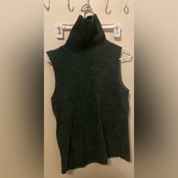 Zara 2 Piece Set - Picture 1 of 4